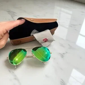 Ray-Ban | Accessories | Rayban Aviator Sunglasses With  display picture 2